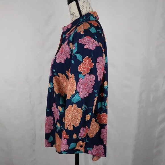Chico's | Navy Floral Stain Shield No Iron Shirt | Size XL - Picture 4 of 9